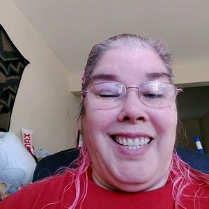 Meet your Posher, Faye